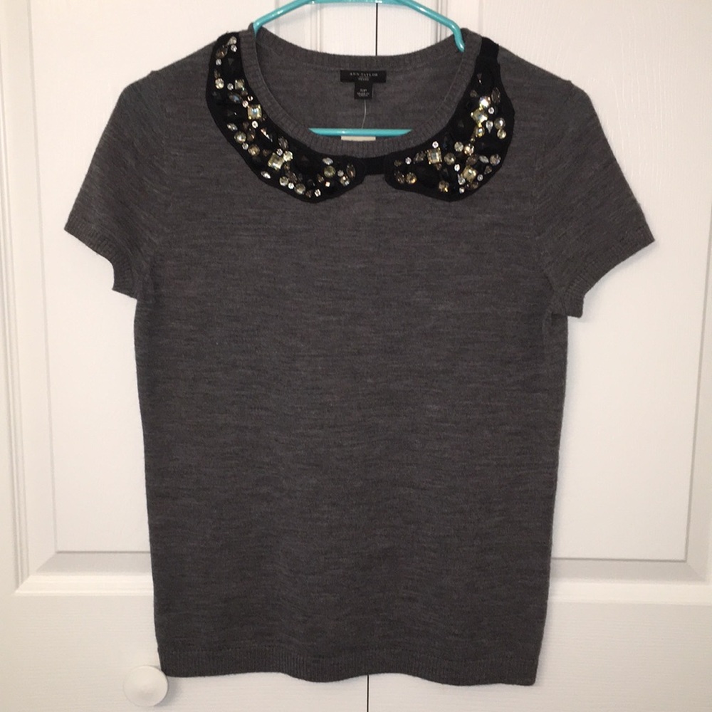 NWT Ann Taylor Gray Jeweled Knit Blouse, size SP